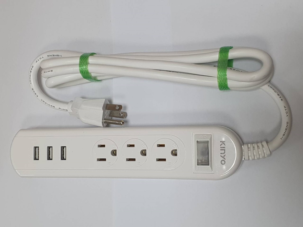 1開3插三USB延長線(6呎) (CGU-313)
